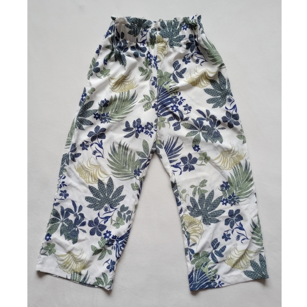Naked Zebra▪️Tropical Floral Cropped Pull On Pants